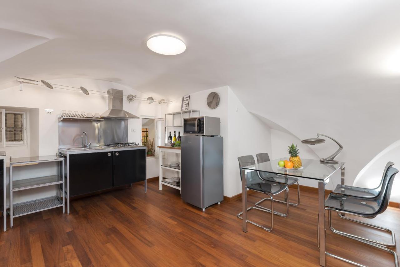 New! Amazing Piazza Navona View Apartamento Roma Exterior foto
